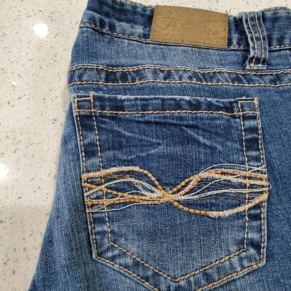 Rue21 Premiere Women’s Distressed Blue Jeans denim Size 30x30 - Picture 3 of 11